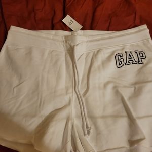 Gap shorts